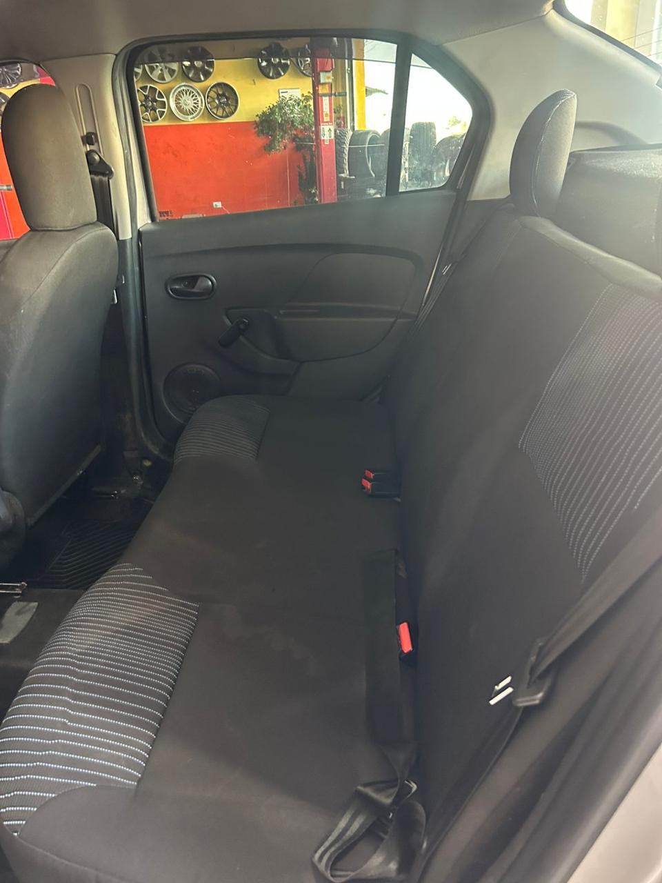 Renault Logan 1.0 12v Authentique Sce Flex 4p
