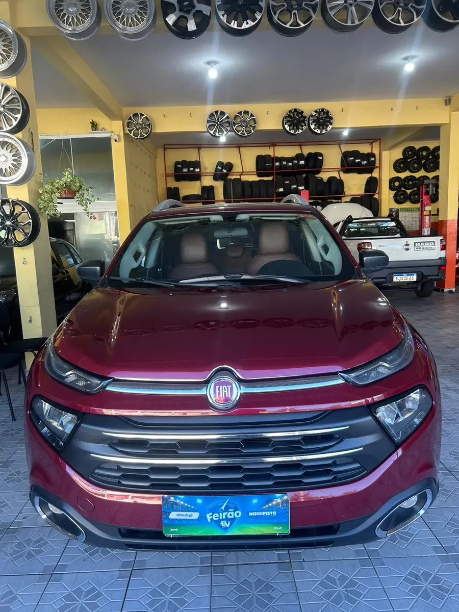 Fiat Toro 1.8 16v Freedom Flex 4x2 Aut. 4p