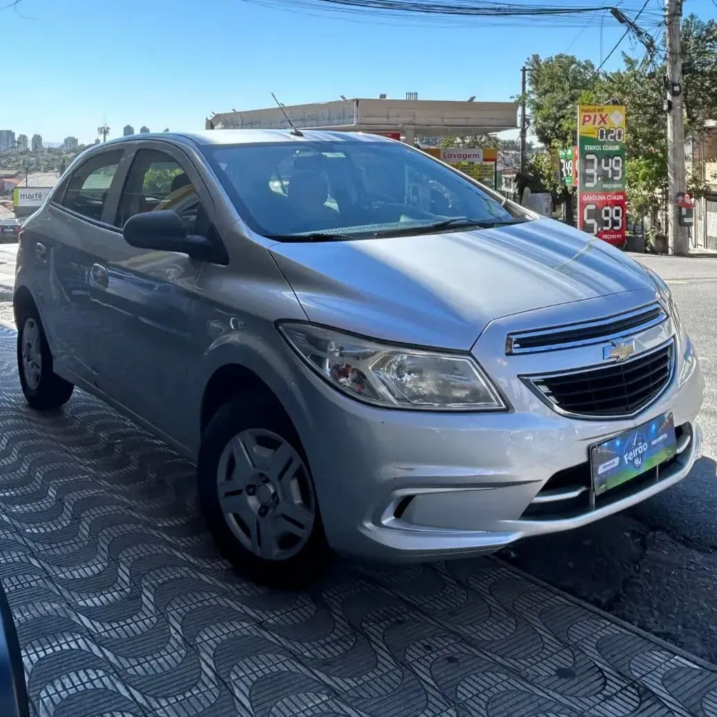 Chevrolet Onix 1.0 Lt 5p