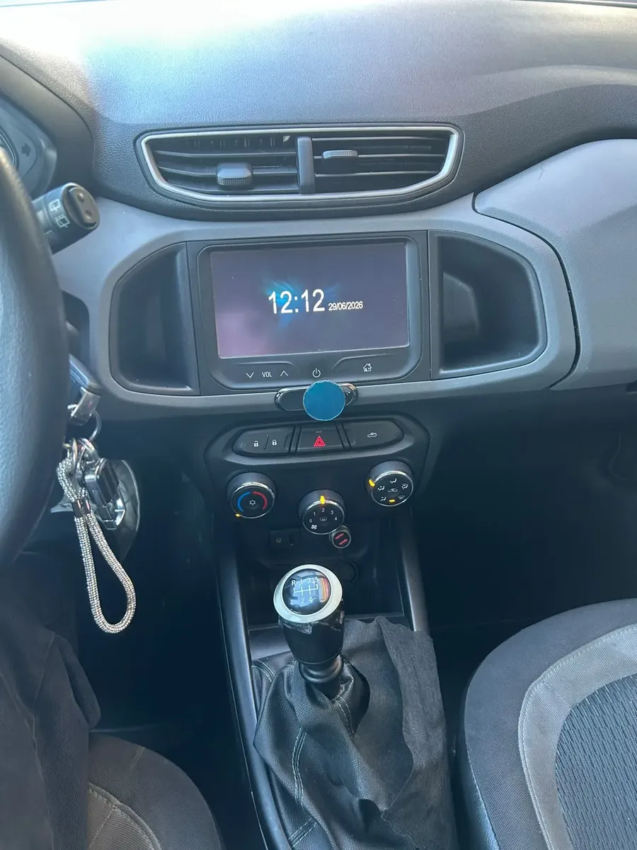 Chevrolet Onix 1.0 Lt 5p
